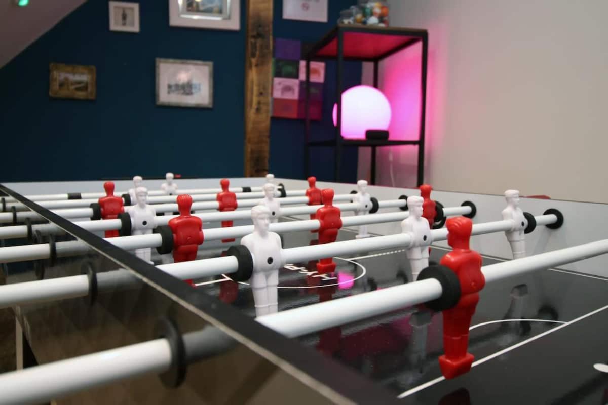 Exquisite Clifton Gem - Football Table ブリストル エクステリア 写真